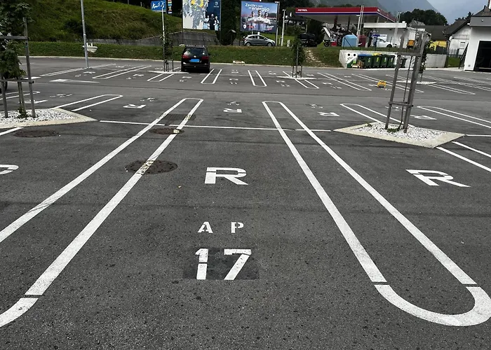 Apartma 17 - Perla شقة *